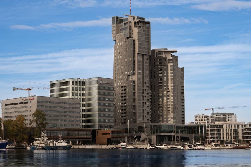 Embankment and modern buildings near the harbor of Gdynia (Gdynia)
